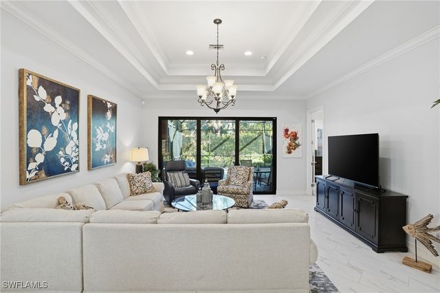 6648 Roma WAY, Naples, FL 34113