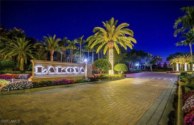 6648 Roma WAY, Naples, FL 34113