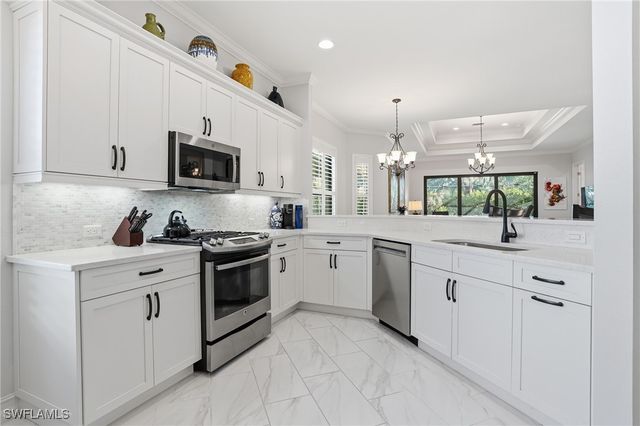 6648 Roma WAY, Naples, FL 34113