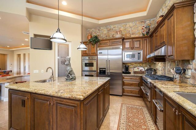55830 Cherry Hills Drive, La Quinta, CA 92253
