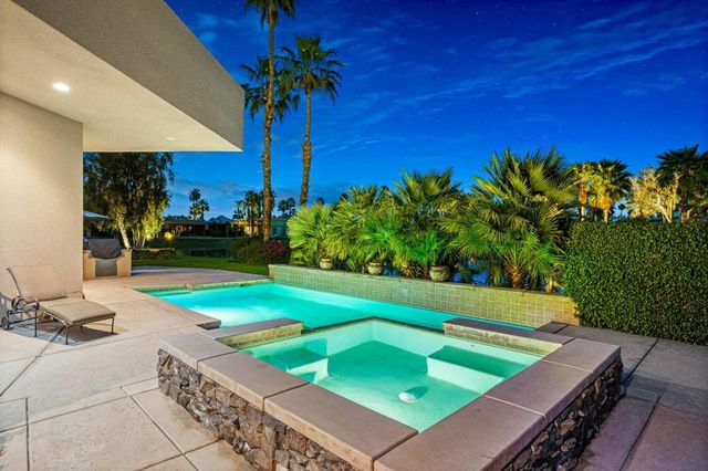 55830 Cherry Hills Drive, La Quinta, CA 92253