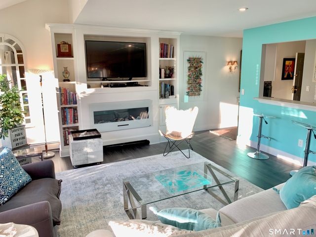 1465 East Putnam Avenue 414, Greenwich, CT 06870