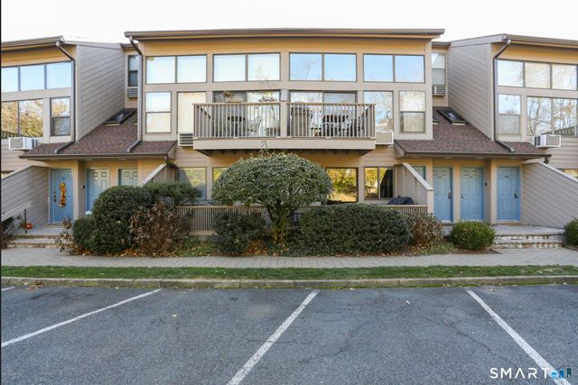 1465 East Putnam Avenue 414, Greenwich, CT 06870