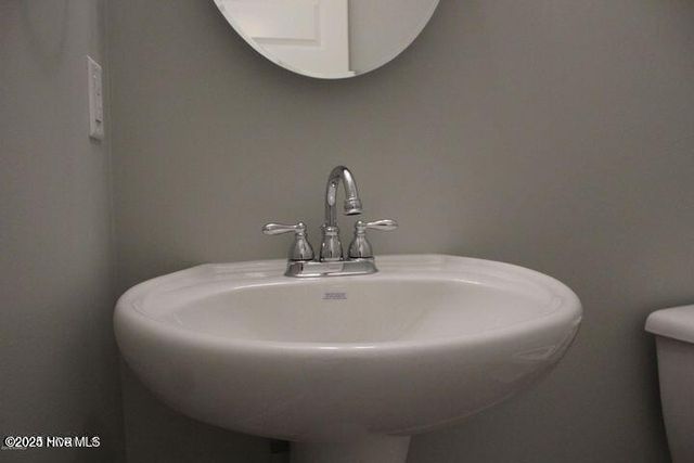 2100 Remington Court A, Greenville, NC 27834