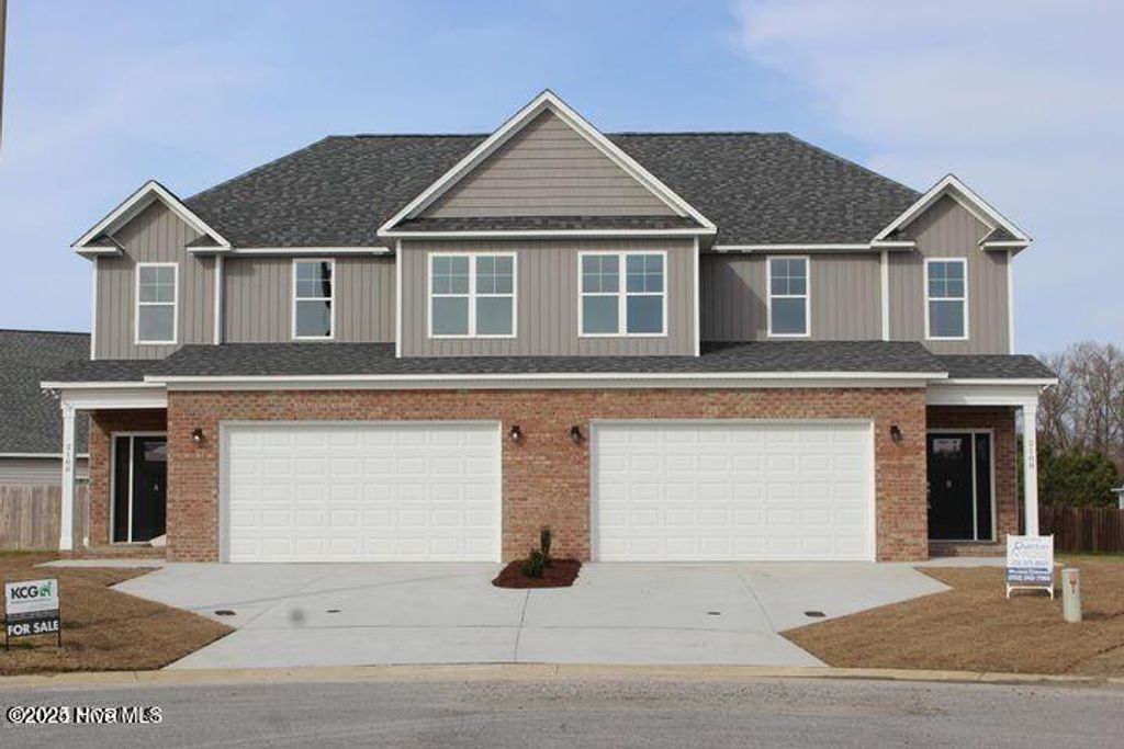 2100 Remington Court A, Greenville, NC 27834