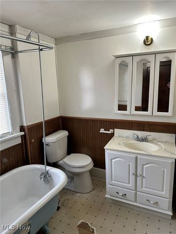 3057 Grove Place SW, Canton, OH 44710