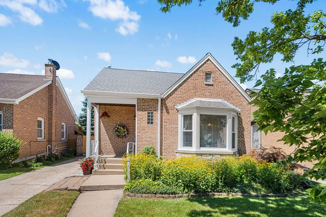 5126 N Mulligan Avenue, Chicago, IL 60630