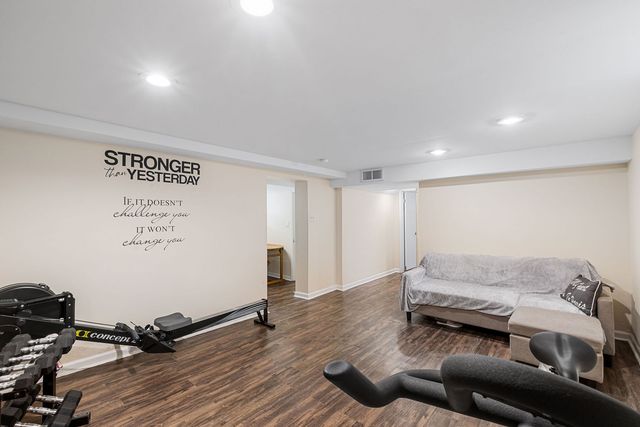 5126 N Mulligan Avenue, Chicago, IL 60630