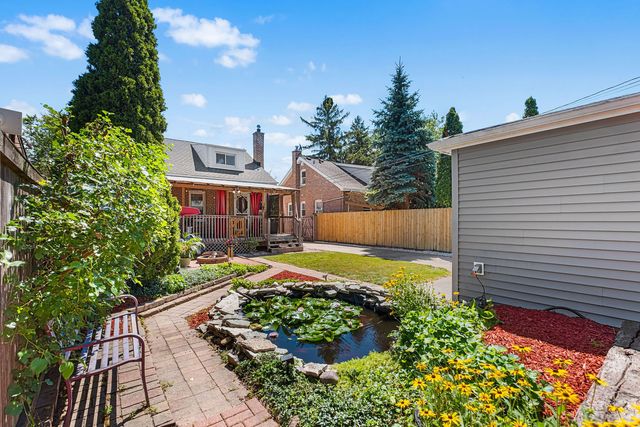 5126 N Mulligan Avenue, Chicago, IL 60630