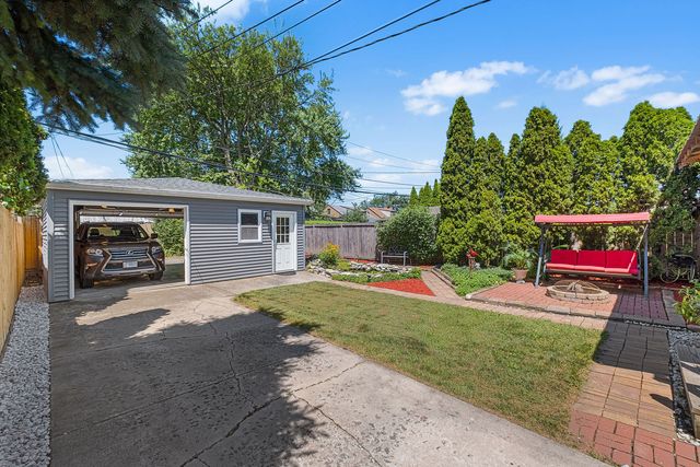 5126 N Mulligan Avenue, Chicago, IL 60630