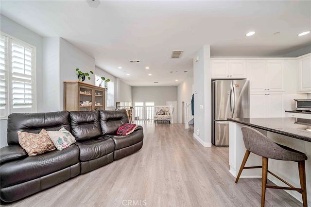 2090 Arnold, Fullerton, CA 92833