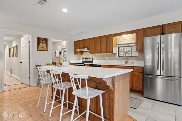 13263 Vidalia Road, Pass Christian, MS 39571