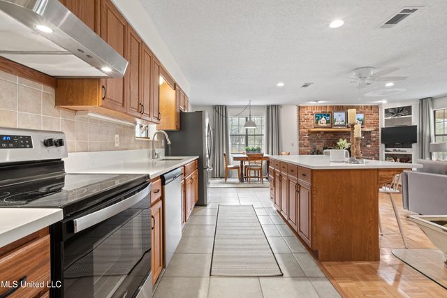 13263 Vidalia Road, Pass Christian, MS 39571