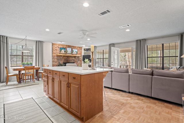 13263 Vidalia Road, Pass Christian, MS 39571