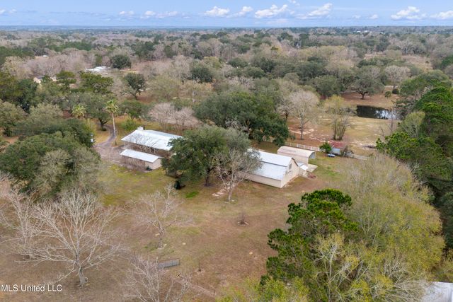 13263 Vidalia Road, Pass Christian, MS 39571