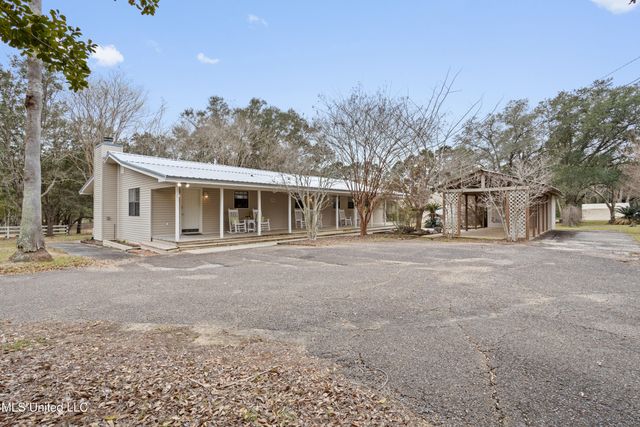 13263 Vidalia Road, Pass Christian, MS 39571