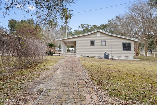 13263 Vidalia Road, Pass Christian, MS 39571