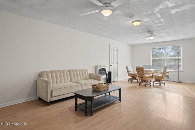 13263 Vidalia Road, Pass Christian, MS 39571