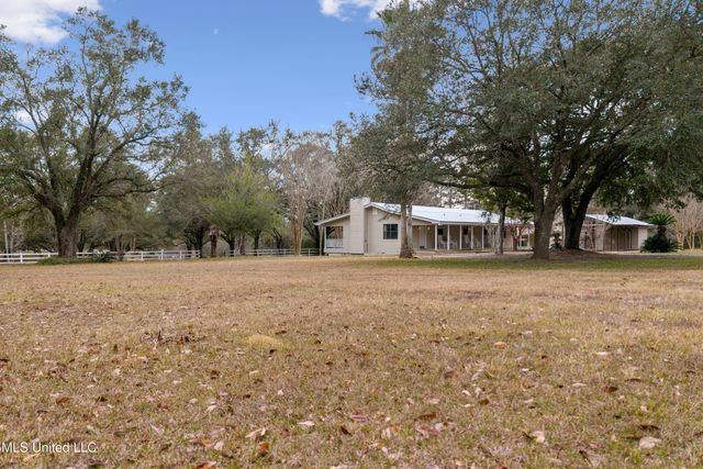 13263 Vidalia Road, Pass Christian, MS 39571