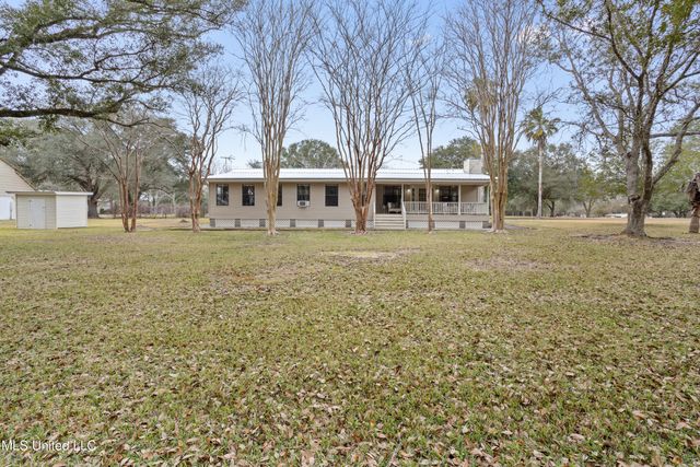 13263 Vidalia Road, Pass Christian, MS 39571
