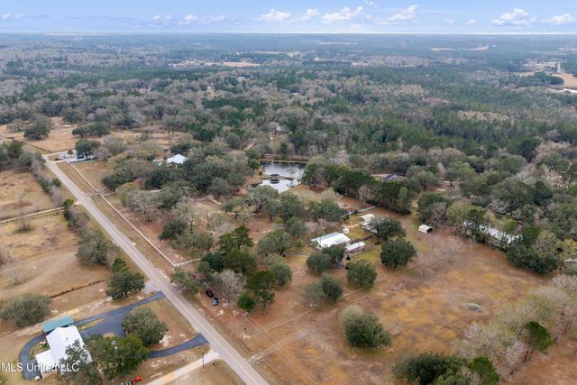 13263 Vidalia Road, Pass Christian, MS 39571