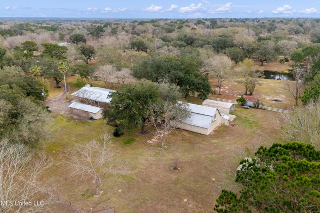 13263 Vidalia Road, Pass Christian, MS 39571