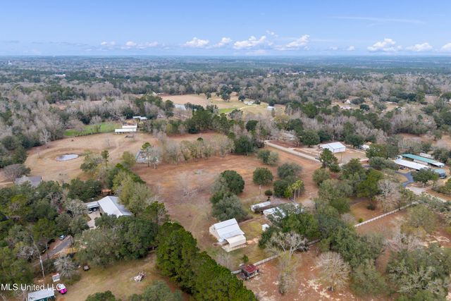 13263 Vidalia Road, Pass Christian, MS 39571