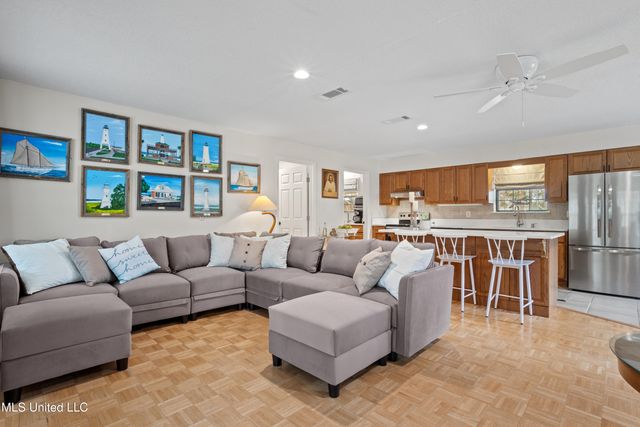 13263 Vidalia Road, Pass Christian, MS 39571