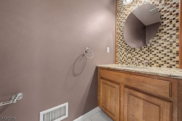 5 VALHALLA WAY, Rockaway Twp., NJ 07866