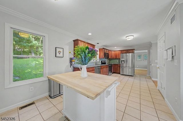 5 VALHALLA WAY, Rockaway Twp., NJ 07866