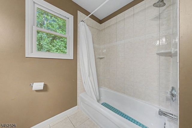 5 VALHALLA WAY, Rockaway Twp., NJ 07866