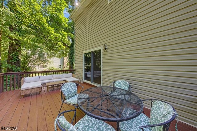 5 VALHALLA WAY, Rockaway Twp., NJ 07866