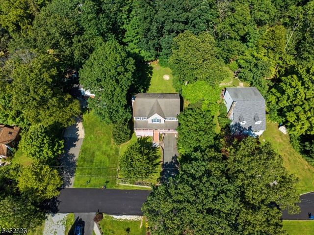 5 VALHALLA WAY, Rockaway Twp., NJ 07866