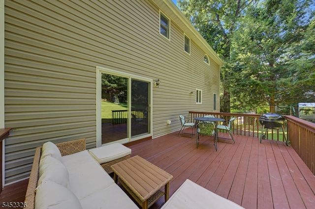 5 VALHALLA WAY, Rockaway Twp., NJ 07866