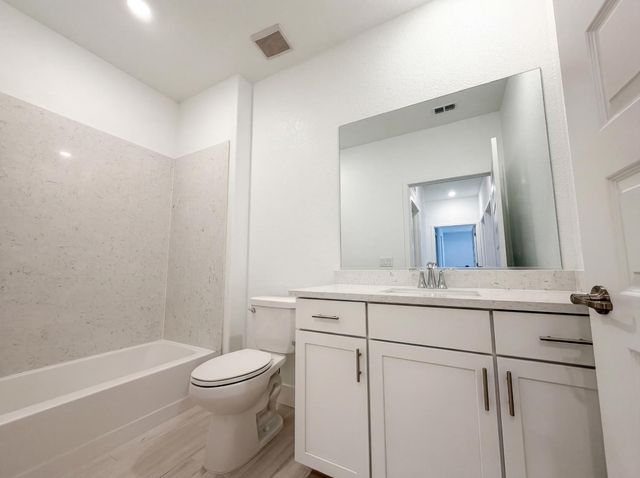 914 Lucent St, El Dorado Hills, CA 95762