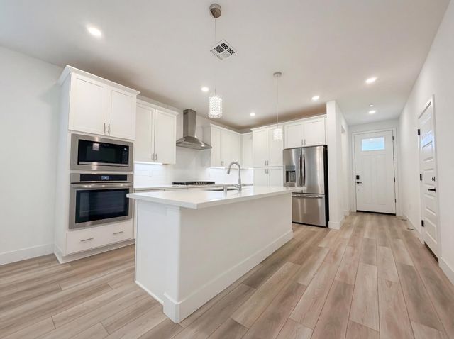 914 Lucent St, El Dorado Hills, CA 95762