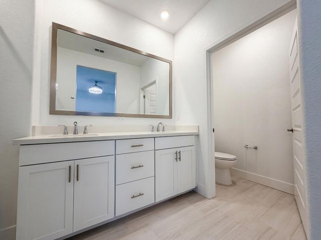 914 Lucent St, El Dorado Hills, CA 95762