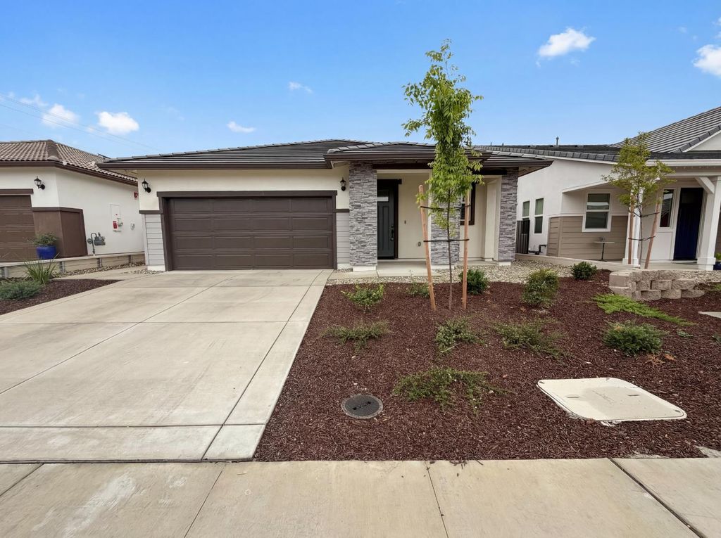 914 Lucent St, El Dorado Hills, CA 95762