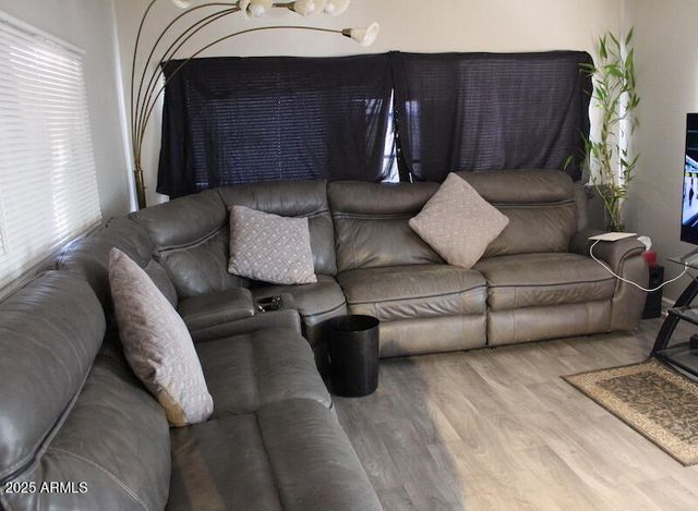 10401 N Cave Creek Road 254, Phoenix, AZ 85020