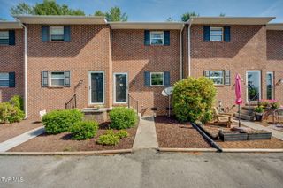 201 Ron Royce Drive 8, Elizabethton, TN 37643