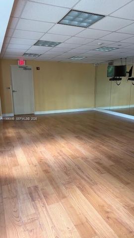 7350 SW 89th St 1102S, Miami, FL 33156