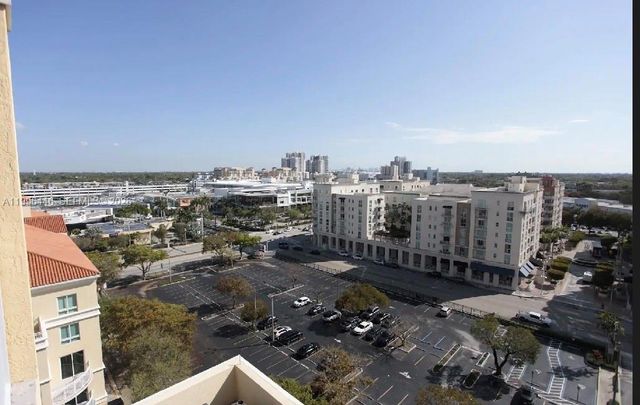 7350 SW 89th St 1102S, Miami, FL 33156