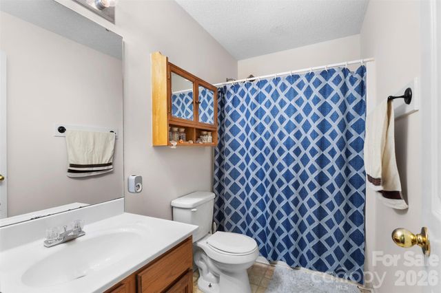 427 Park Gq Avenue, Granite Quarry, NC 28146
