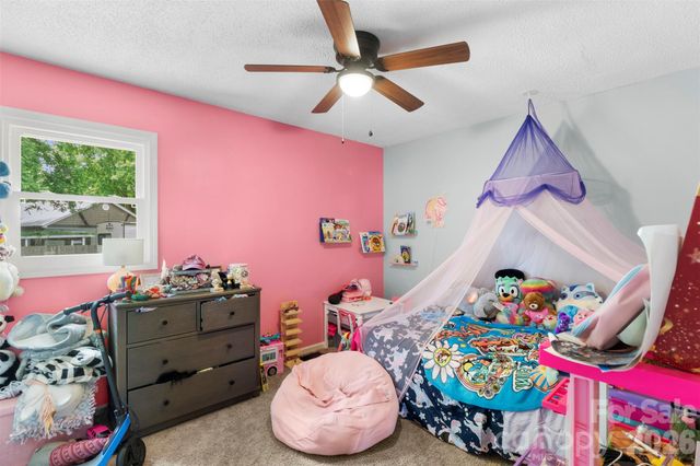 427 Park Gq Avenue, Granite Quarry, NC 28146