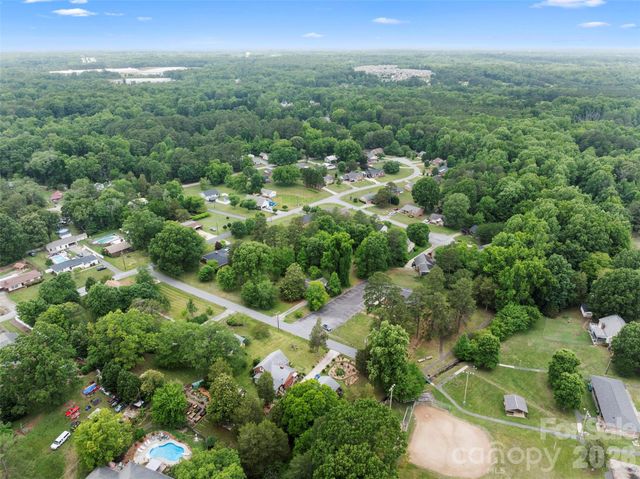 427 Park Gq Avenue, Granite Quarry, NC 28146