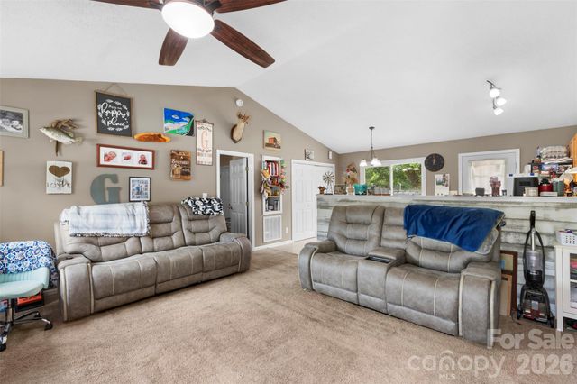 427 Park Gq Avenue, Granite Quarry, NC 28146