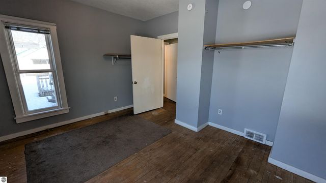 611 E Eighth Street, Traverse City, MI 49686