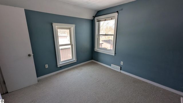 611 E Eighth Street, Traverse City, MI 49686