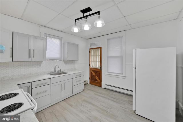 537 W MAHANOY ST, Mahanoy City, PA 17948