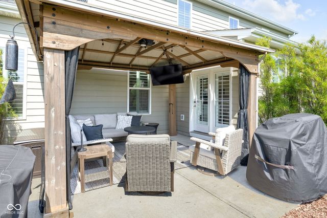15083 Mancroft Drive, Fishers, IN 46037